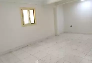 Apartments For sale - 3 rooms - floor 1