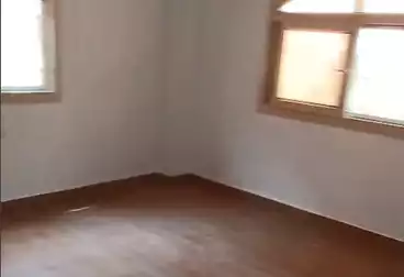 Apartments For sale - 4 rooms - floor 1