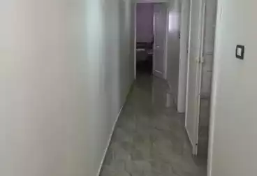 Apartments For sale - 3 rooms - floor 8