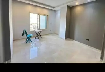 Apartments For sale - 4 rooms - floor 2