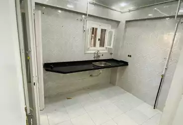 Apartments For sale - 2 rooms - floor 4