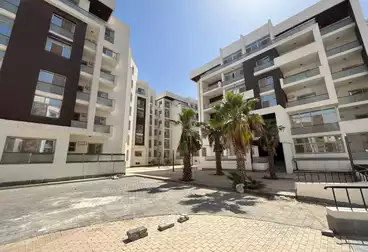 Apartments For sale - 3 rooms - floor 4
