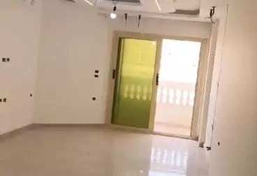 شقق للبيع - 3 غرف - بالدور 2