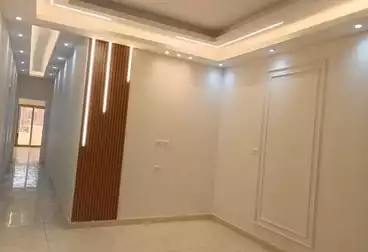 Apartments For rent - 3 rooms - floor 9