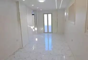 Apartments For sale - 2 rooms - floor 5
