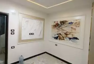 Apartments For sale - 2 rooms - floor 5