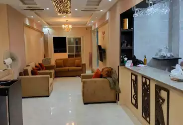 شقق للبيع - 3 غرف - بالدور 15