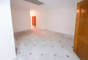 Apartments For sale - 2 rooms - floor 1