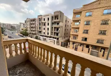 Apartments For sale - 3 rooms - floor 4
