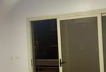 Apartments For sale - 3 rooms - floor 1