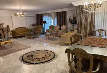 Furnished Apartment For sale - 3 rooms - floor 11