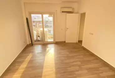 شقق للإيجار - 3 غرف - بالدور 0