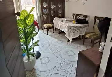 Apartments For sale - 2 rooms - floor 8