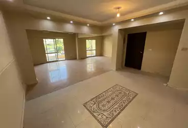 Apartments For sale - 3 rooms - floor 1