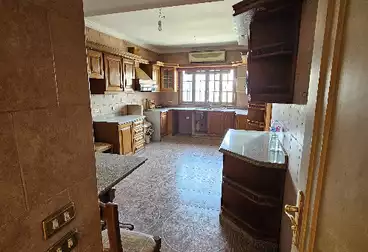 Apartments For sale - 4 rooms - floor 11