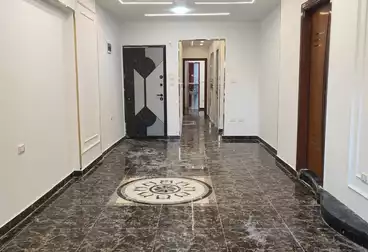 Apartments For sale - 3 rooms - floor 2