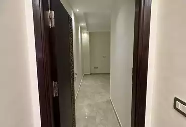 Apartments For sale - 3 rooms - floor 2