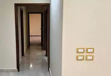 Apartments For rent - 3 rooms - floor 2