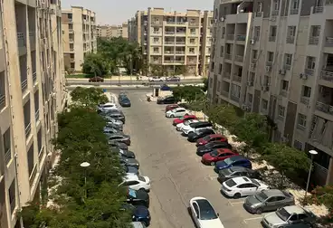 شقق للبيع - 2 غرف - بالدور 4