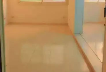 undefined undefined - 2 rooms - floor 6