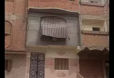 Building For sale - 3 rooms