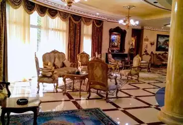 Palace For sale - 15 rooms