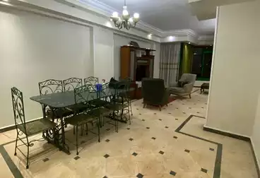 Furnished Apartment For rent - 3 rooms - floor 5