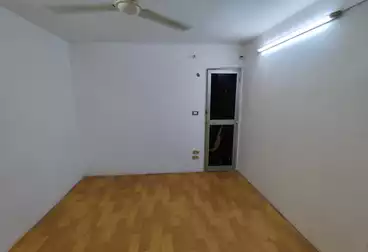 Apartments For rent - 3 rooms - floor 10