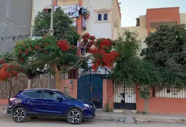 Building For sale - 3 rooms