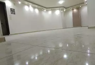Apartments For sale - 2 rooms - floor 8