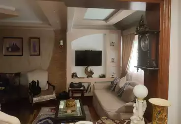 Apartments For sale - 3 rooms - floor 4