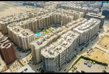 شقق للبيع - 3 غرف - بالدور 1
