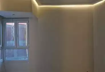 Apartments For sale - 2 rooms - floor 1