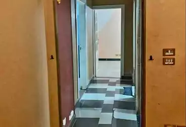 شقق للبيع - 3 غرف - بالدور 4