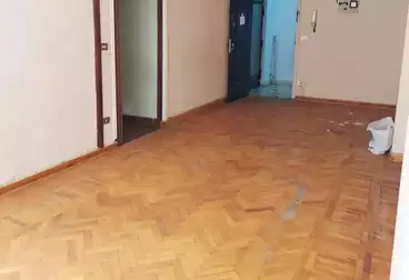 Apartments For sale - 2 rooms - floor 5