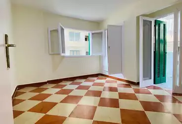 Apartments For sale - 3 rooms - floor 1