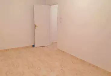 Apartments For sale - 3 rooms - floor 4