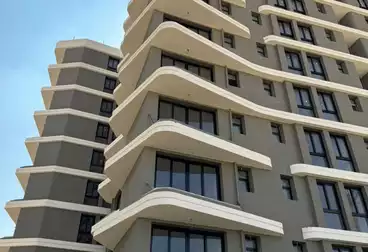 Apartments For sale - 3 rooms - floor 8