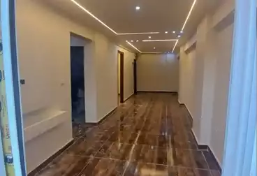Apartments For sale - 2 rooms - floor 1