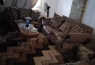 دور كامل للبيع - 3 غرف - بالدور 13