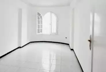 Apartments For sale - 1 rooms - floor 3