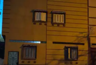 Building For sale - 3 rooms