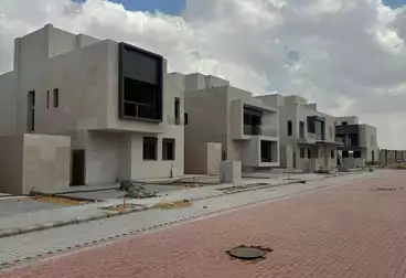 Villas For sale - 4 rooms - floor 3