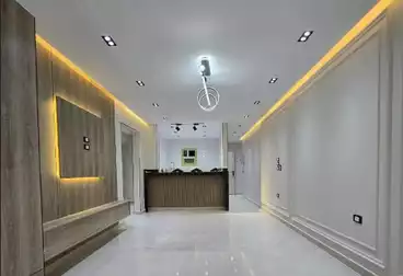 Apartments For sale - 3 rooms - floor 1