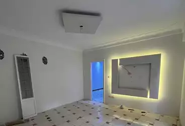 Apartments For sale - 2 rooms - floor 3