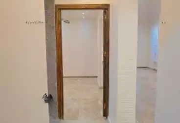 Apartments For sale - 3 rooms - floor 12