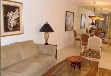 Apartments For sale - 3 rooms - floor 5