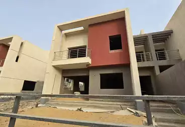 Town House For sale - 3 rooms