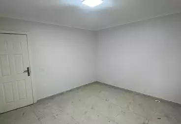 undefined undefined - 2 rooms - floor 3