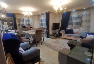 Apartments For sale - 2 rooms - floor 5